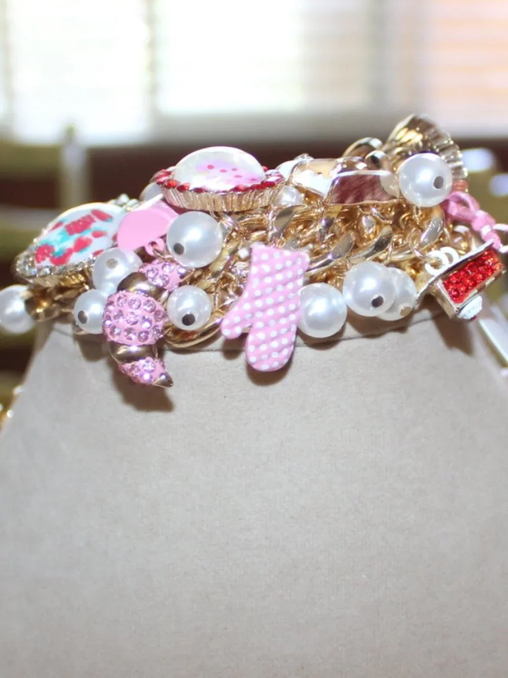 NWT Betsey Johnson Baking Bib Necklace and matching Bracelet FABULOUS!! - Picture 10 of 13